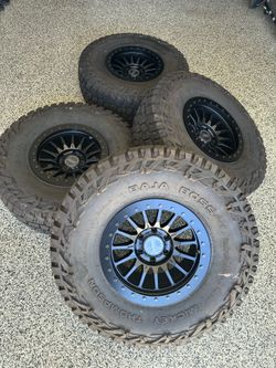 37” wheels and tires RRW and Mickey Thompson Baja Boss AT