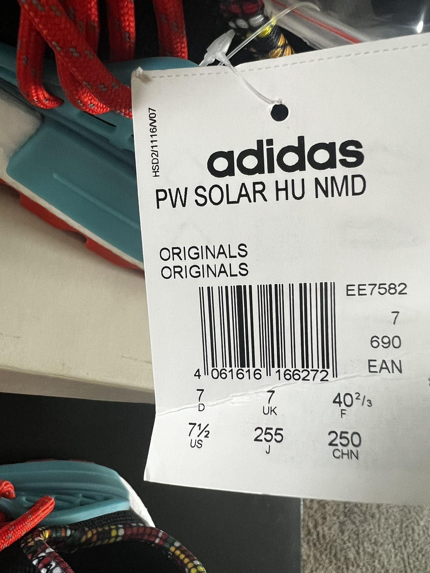 adidas gazelle silver green womens Adidas Consortium EE7579 Pw Solar Hu NMD "Inspiration Pack" Mens Shoes