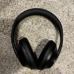 Bose Noise Cancelling Headphones 700