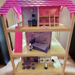Kid Kraft Dollhouse With Wheels