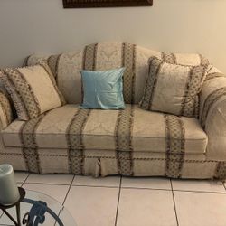 Full Living Room Set, 2 Sofas and 2 Chairs