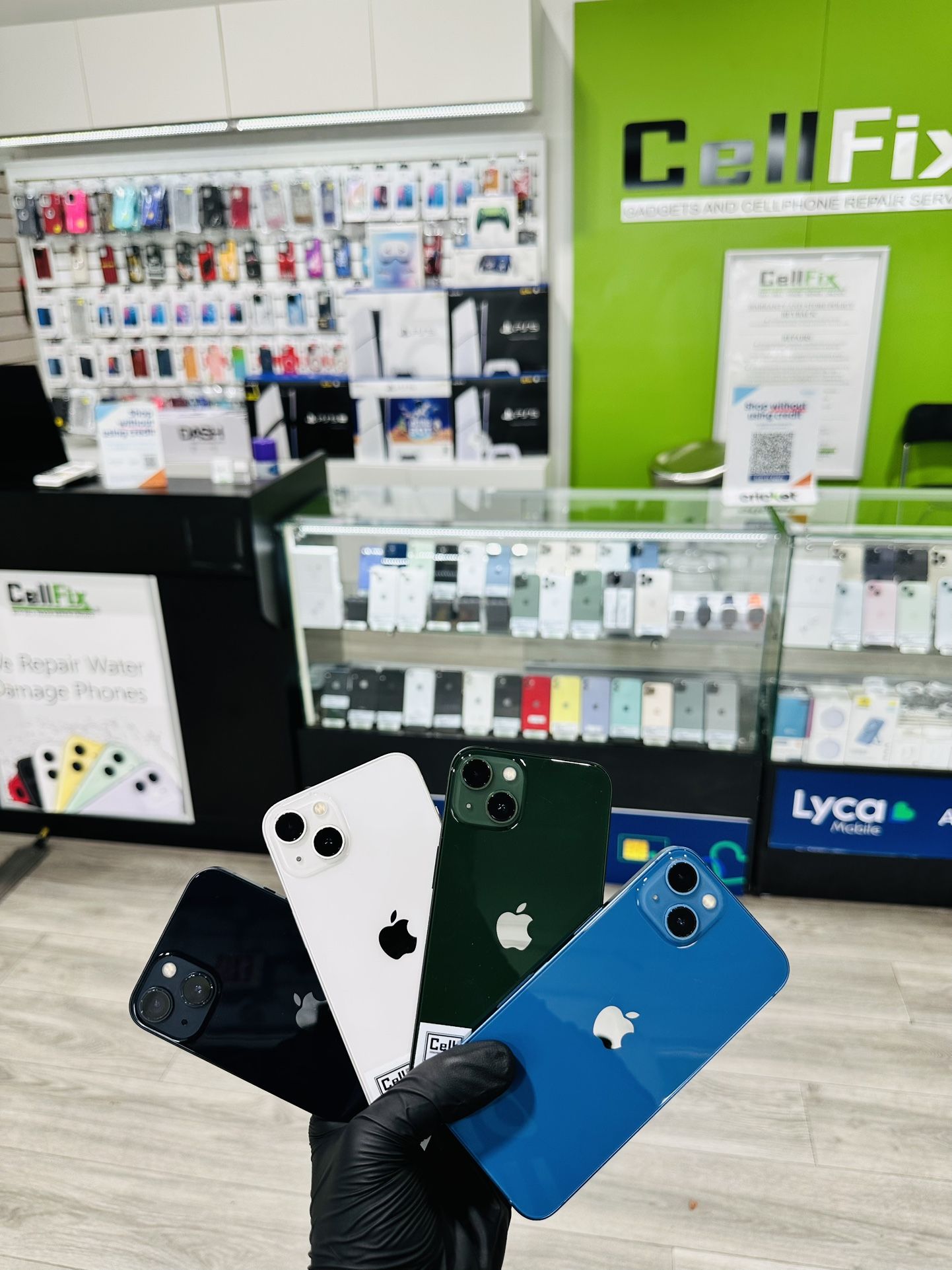 iPhone 13 Unlocked 128GB $320 or $60 Down!