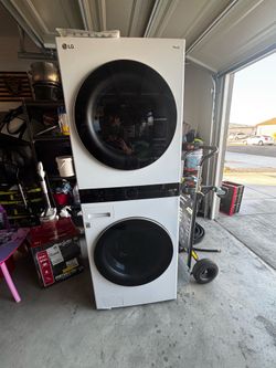 Washer and dryer set