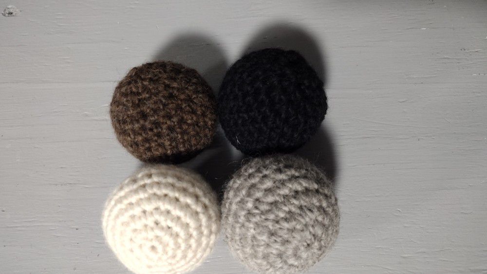 Handmade Crochet 100% Wool Dryer Balls 4 Pack