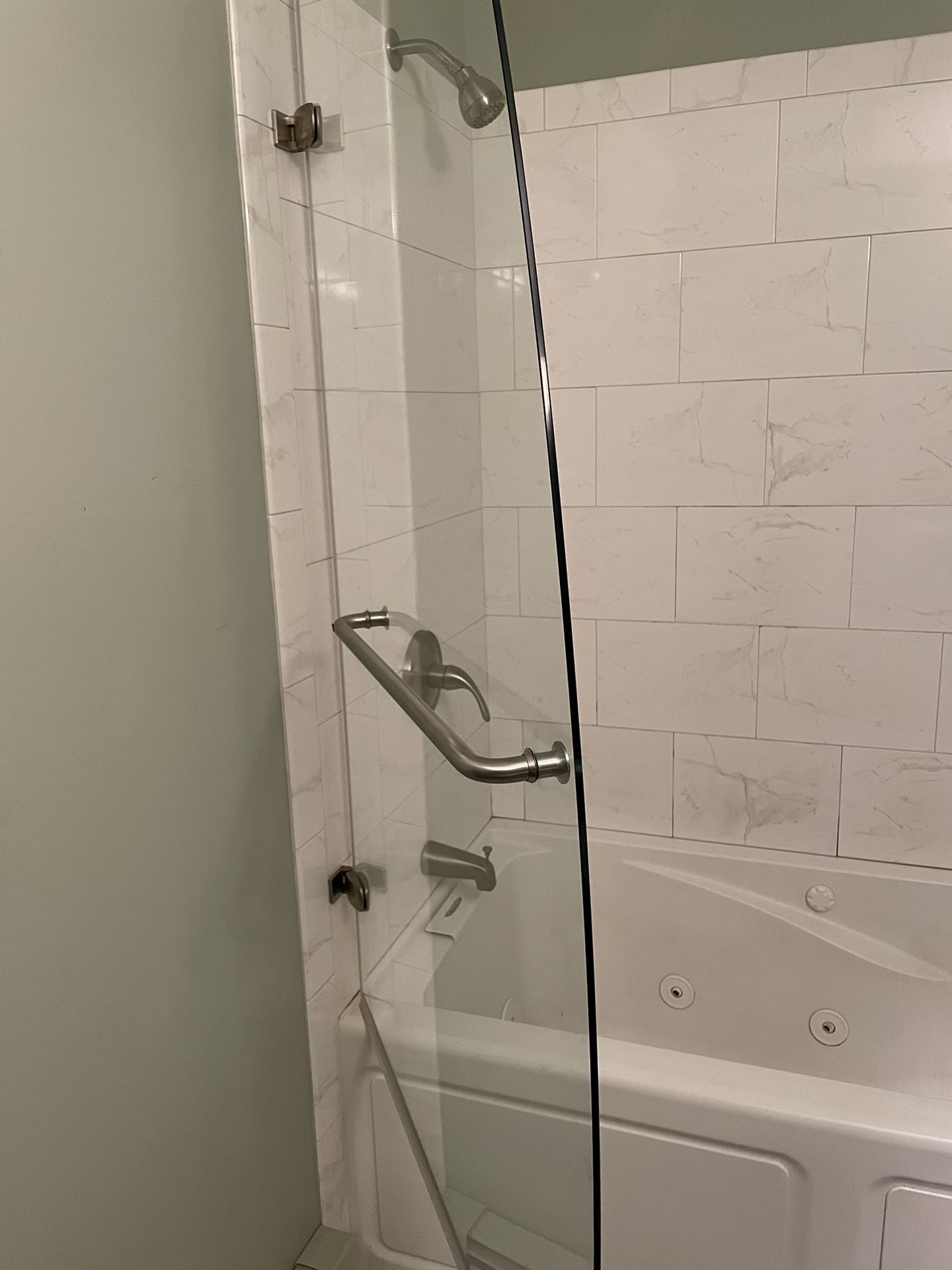 Hinged Frameless Bathtub Shower Door