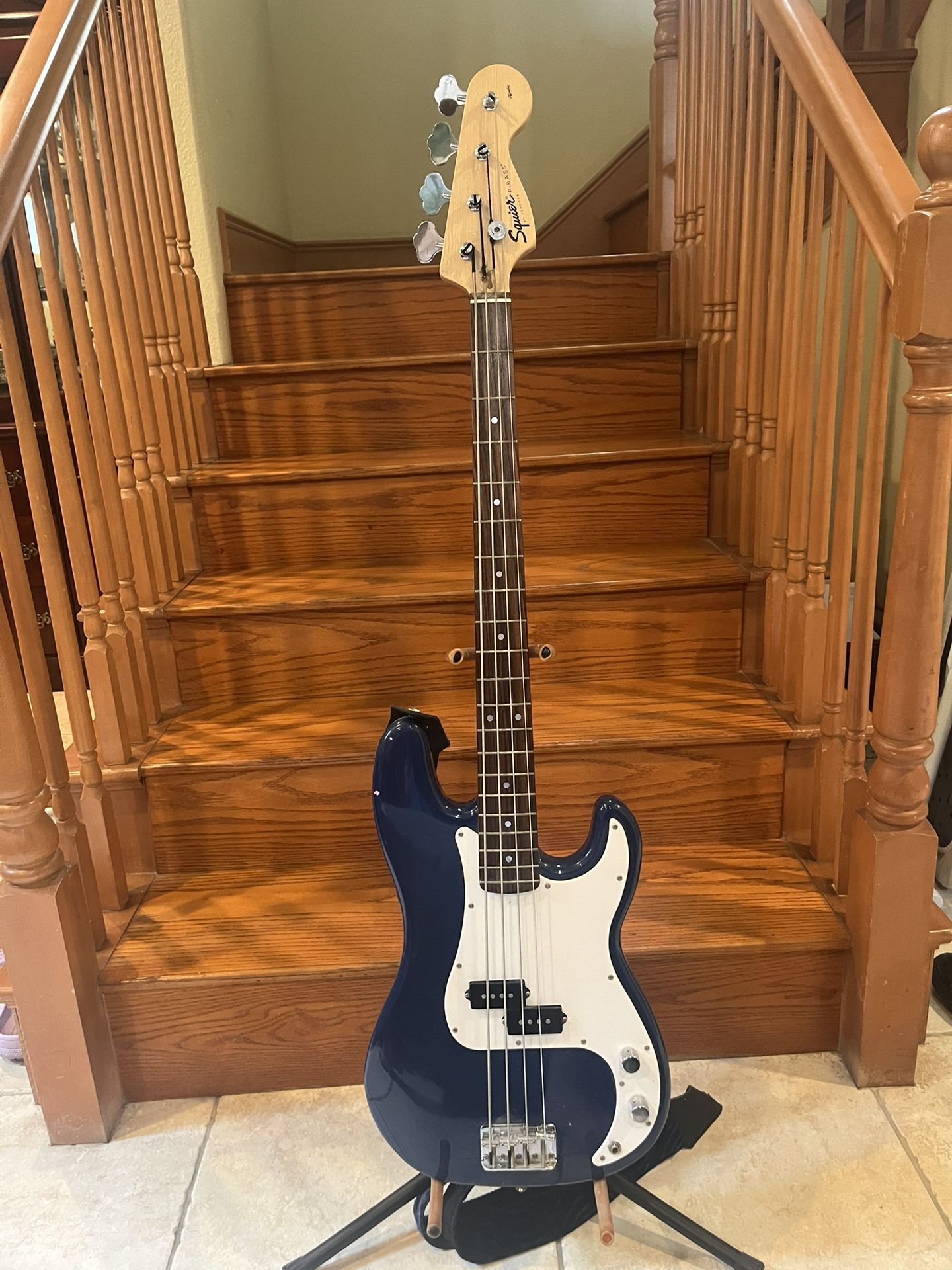 Squier Affinity P Bass
