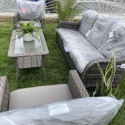 Brand New Patio Set