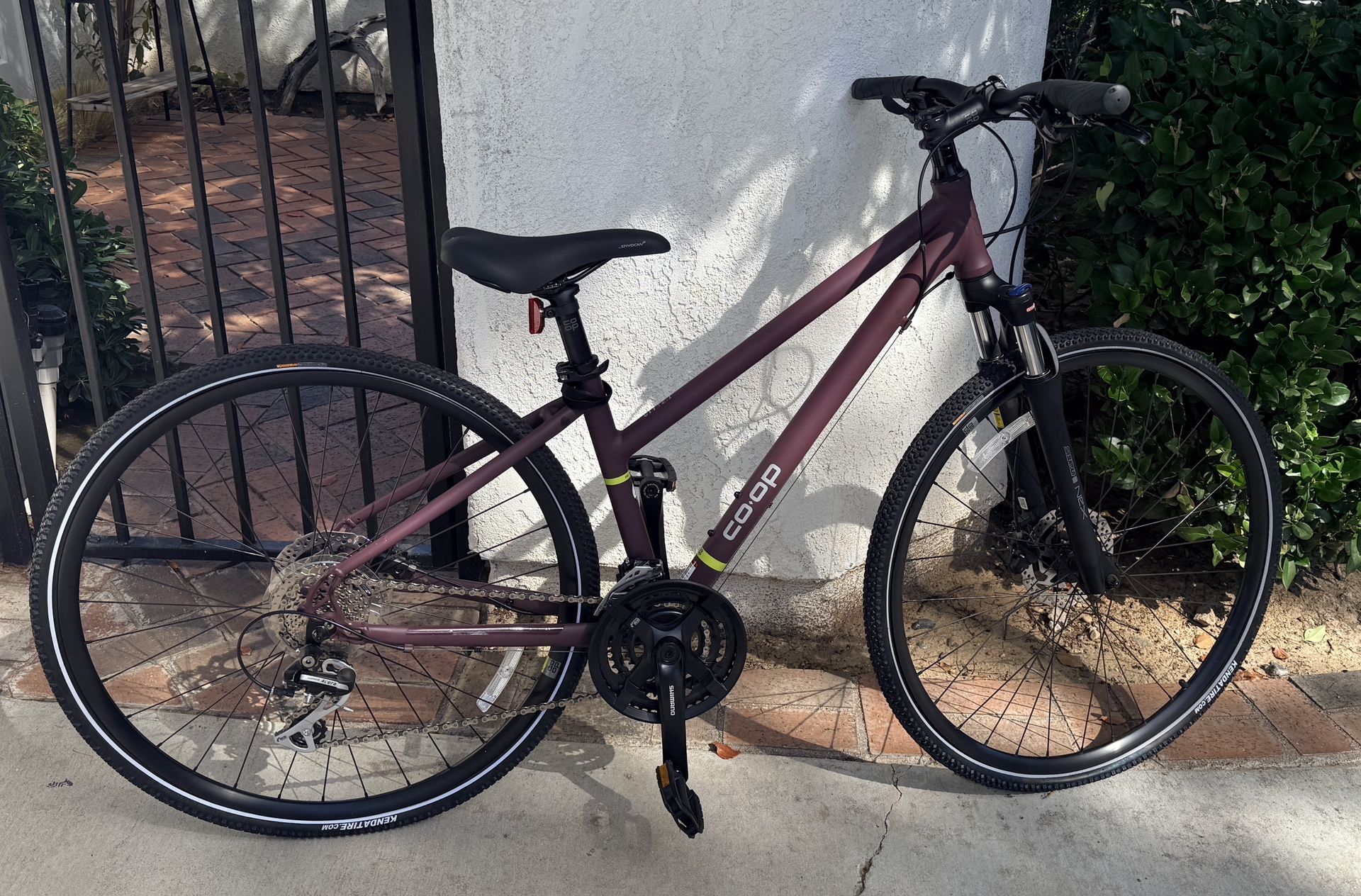 Pair of Near-New Hybrid Bikes - REI Co-op CTY 2.1 & Cannondale Quick 5