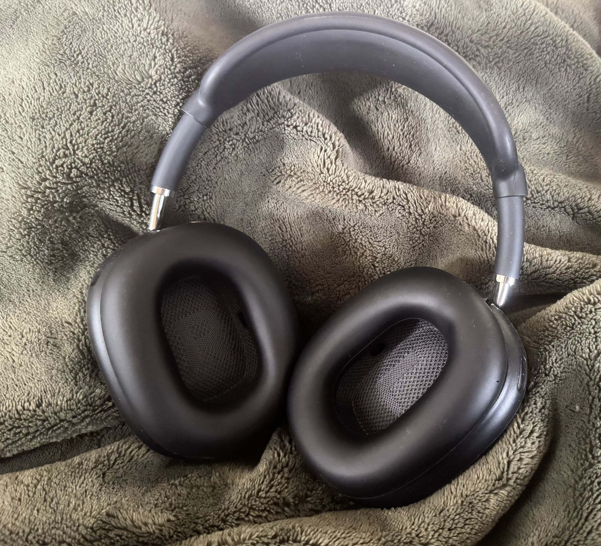 AirPod Pro Max
