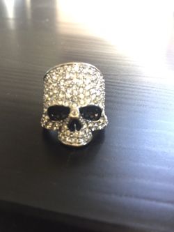 Skull ring!