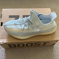 Yeezy Boost 350, CloudWhite Non-reflective. Size 9.5