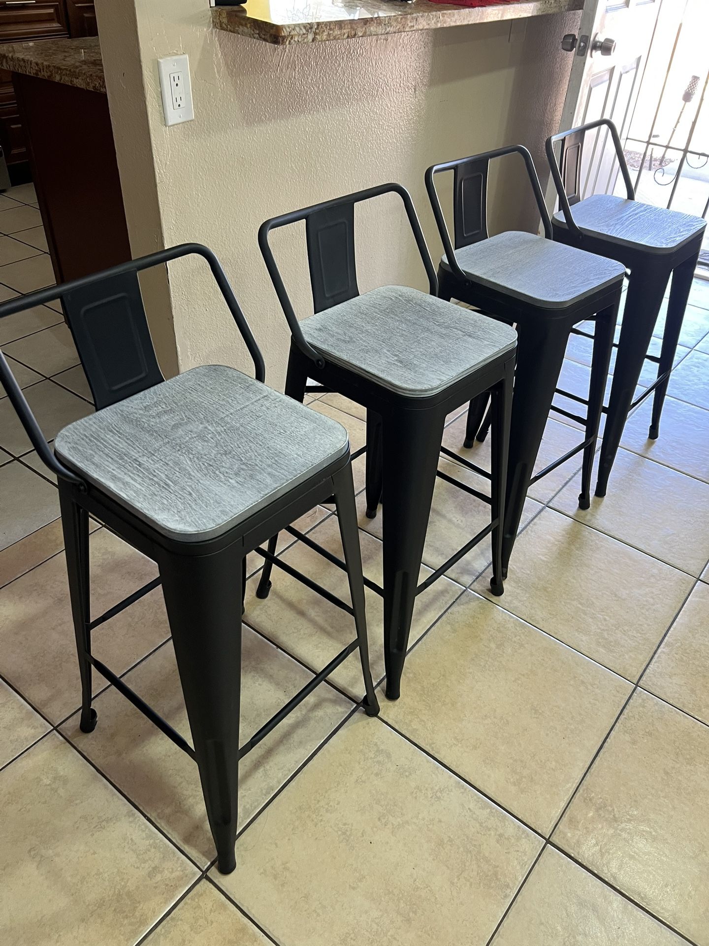 Bar Stool ( Set of 4 )