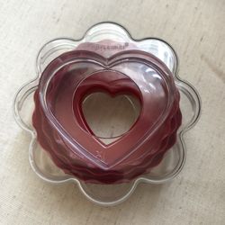 Vintage Tupperware 5 piece Stackable cookie cutter set