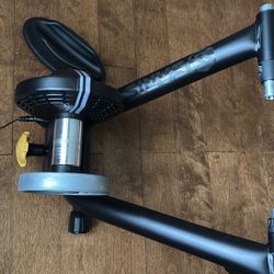 Saris M2 Indoor Smart Trainer