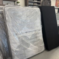 Furniture, Mattress, Boxspring, Bedframe, Bunk, Bed, Nightstand, Mirror, Dresser, Chest