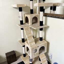 Like New Go Pet Club 72" Cat Tree Tower w/ Condos