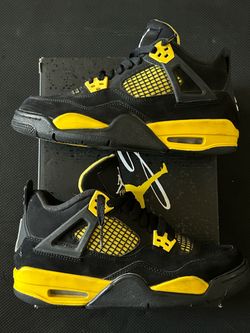 Jordan 4 yellow thunder 5.5Y