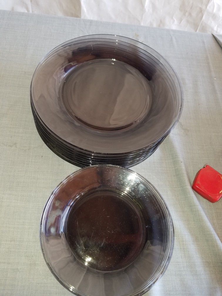 Brown glass dinnerware 8 dinner plates 10 1/2", 6 salad plates 7 3/8" A126Z567