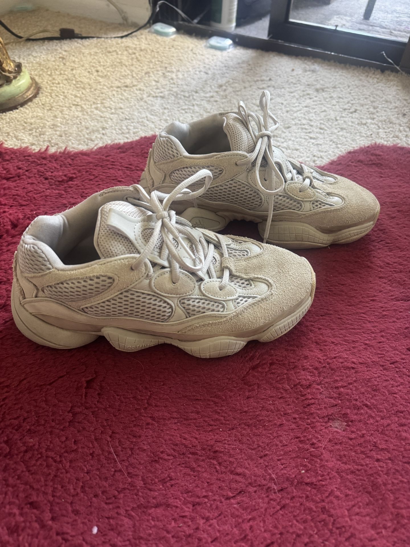 Adidas Yeezy 500 Blush – US Men’s size 6 / Women’s size 7.– Very Good Condition