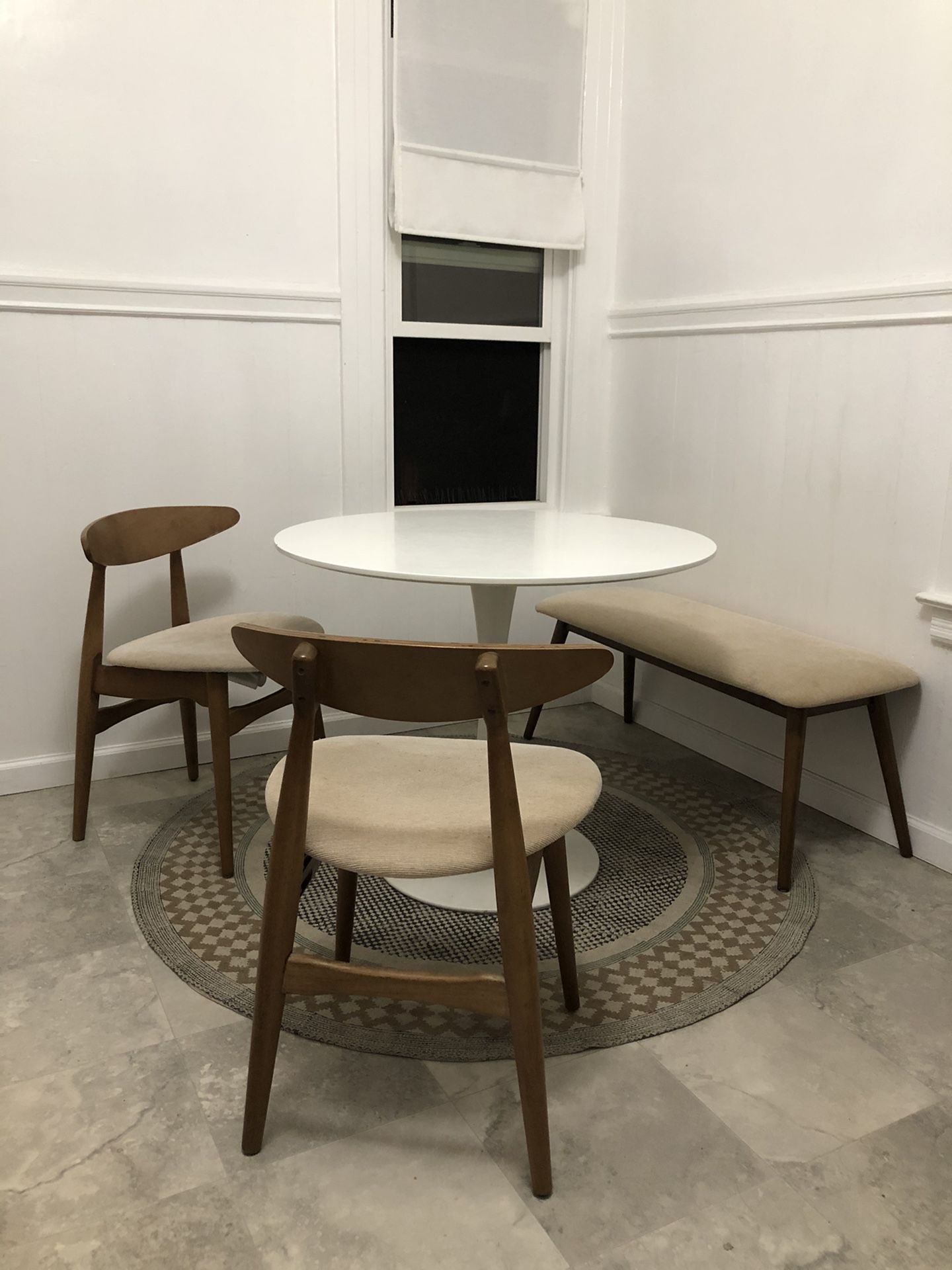White circular dining table (free chairs, bench and rug - optional)