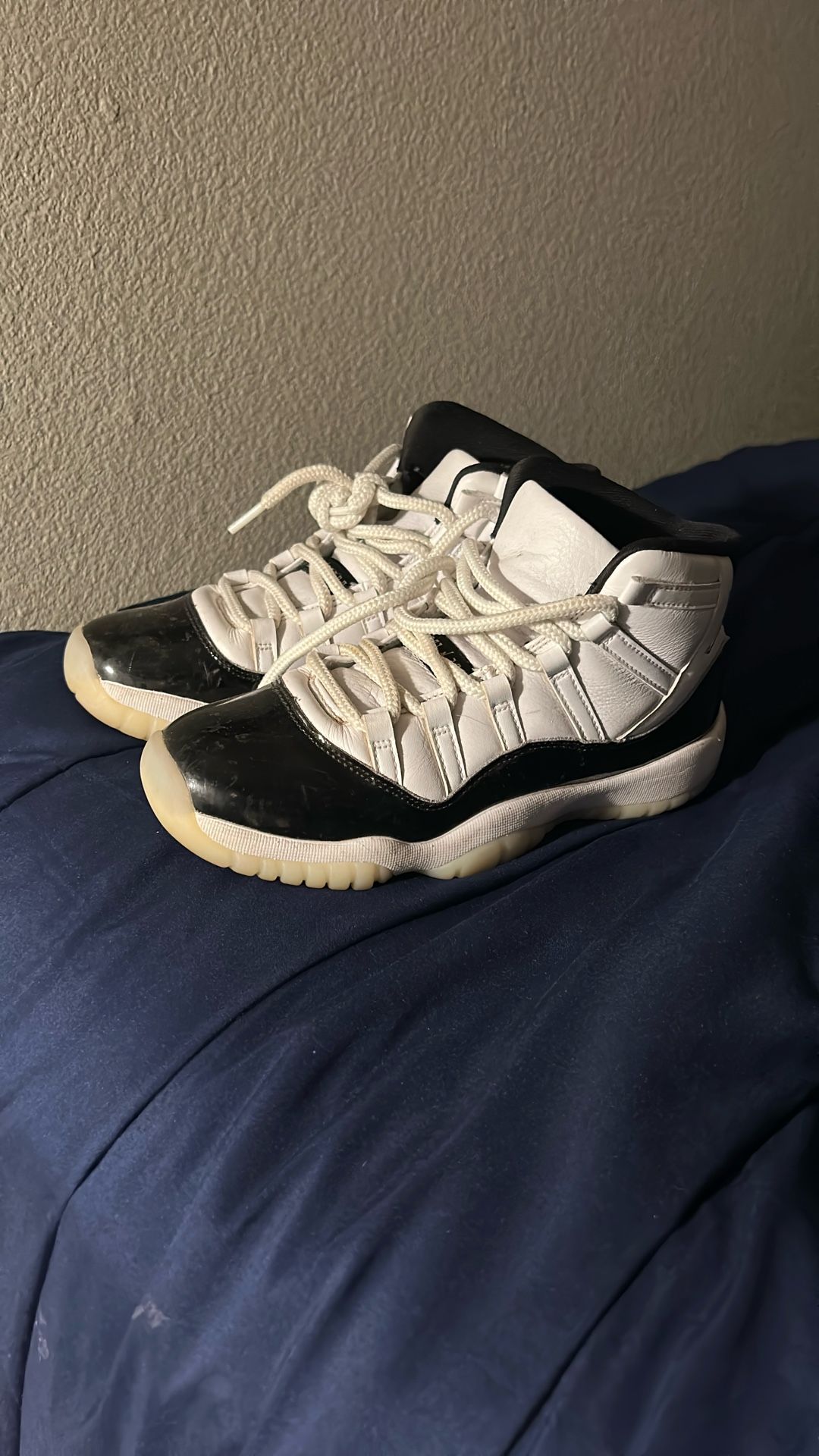 Air Jordan Xi 11 Size 7