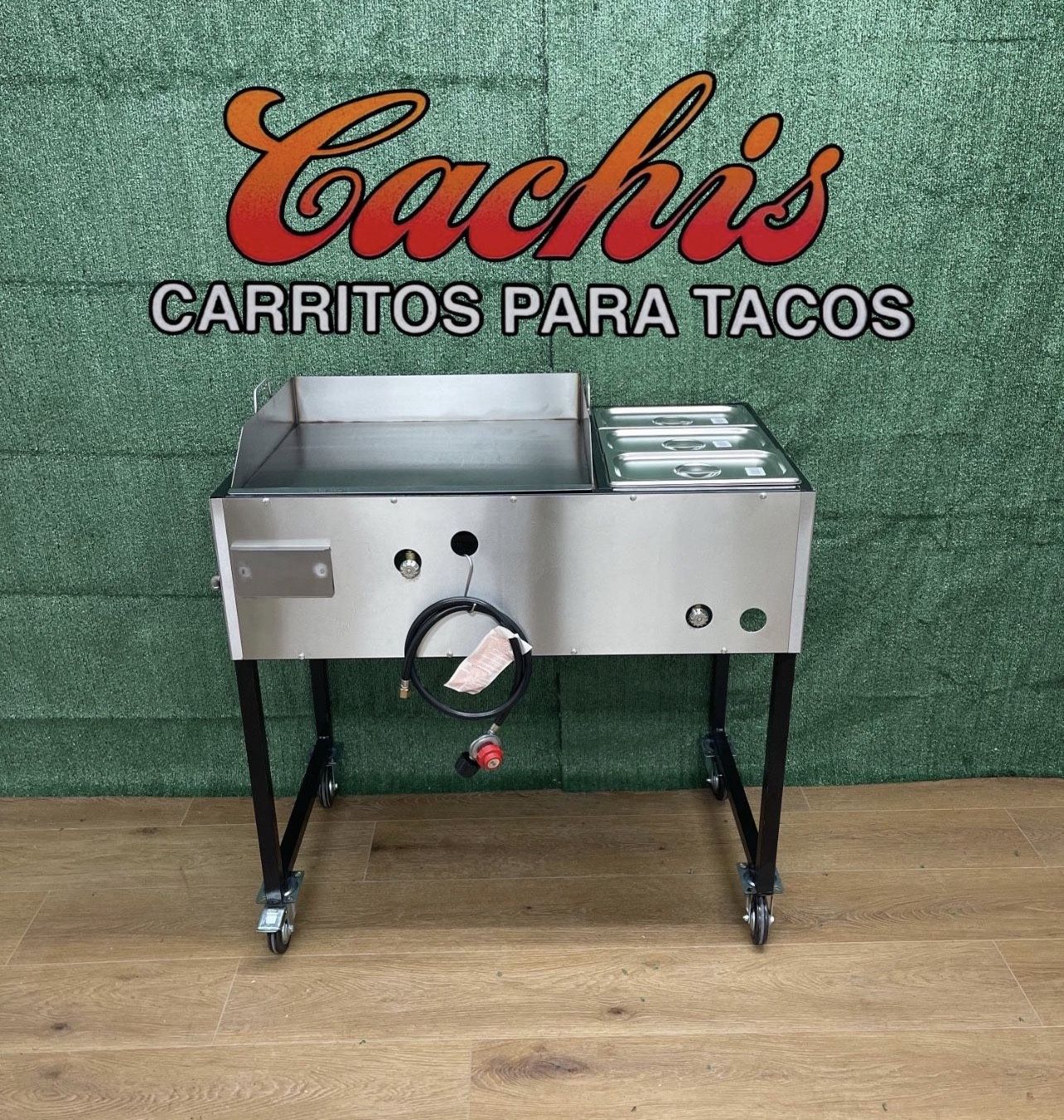 Plancha de 24” | 3 Charolas Baño Maria | Incluye Manguera Con Regulador | Patas Desmontable