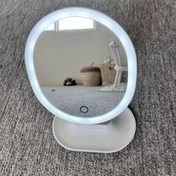 LED Lighted Vanity Mirror