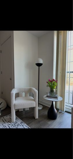 Accent chair, end table, lamp