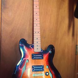 Squire Starcaster
