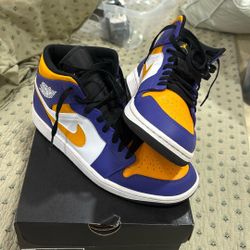 Jordan 1 Mid Lakers Size 10