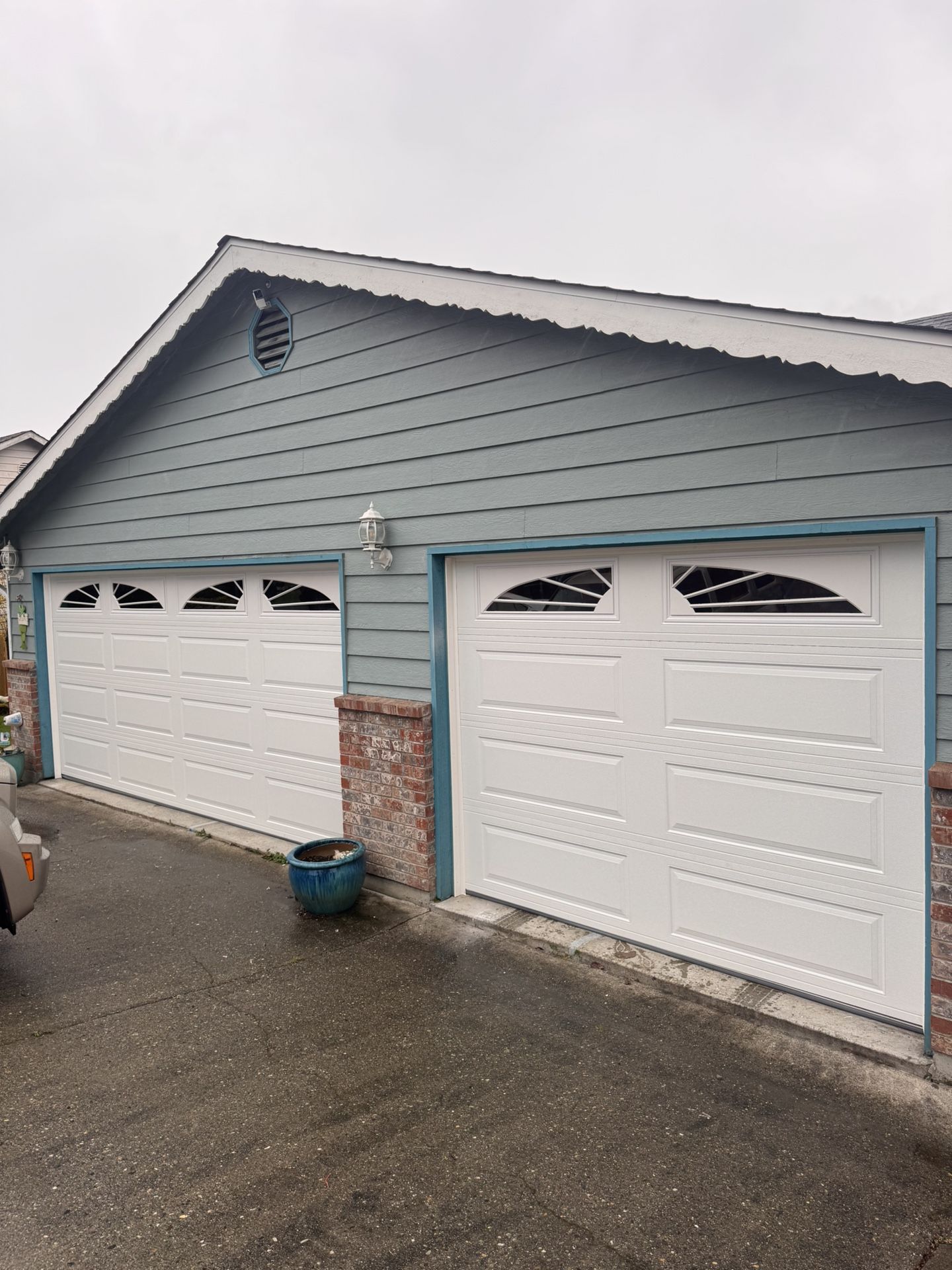 Garage Doors 16x7/9x7