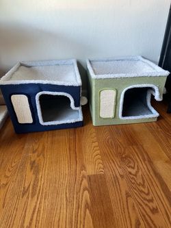 Set of 2 cat cube houses