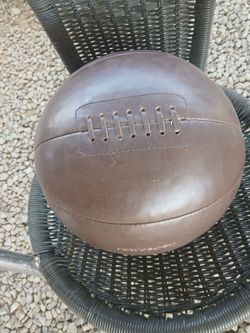 THERAPY/MEDICINE BALL - 20 LBS.