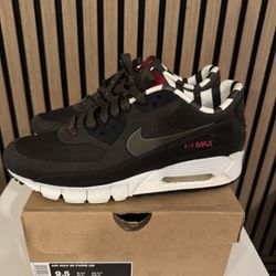 Nike Air Max 90 Paris QS Sz 9.5