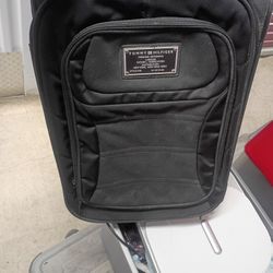 Tommy Hillfiger 22 Inch Carry On