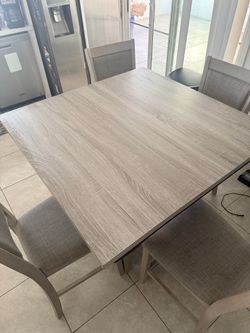 Counter Height Dining Table Set w/ 4 Chairs