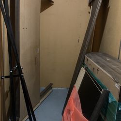 King Size Bed With Dress & Mirror