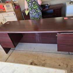 Cherry Wood Desk