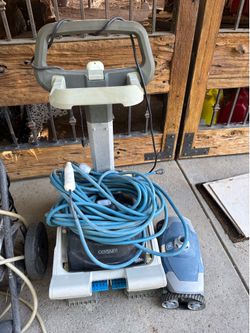 Dolphin Odyssey Commercial Pool Cleaner