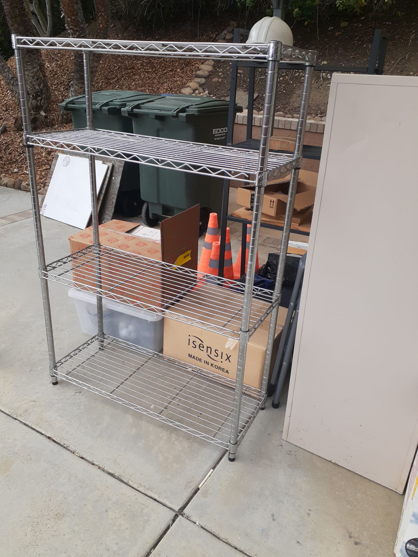 Metal Tube Adjustable Shelves