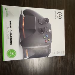 Xbox one / xbox series Two controller charger
