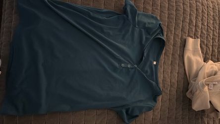 Tee shirt