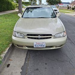 1999 Nissan Altima