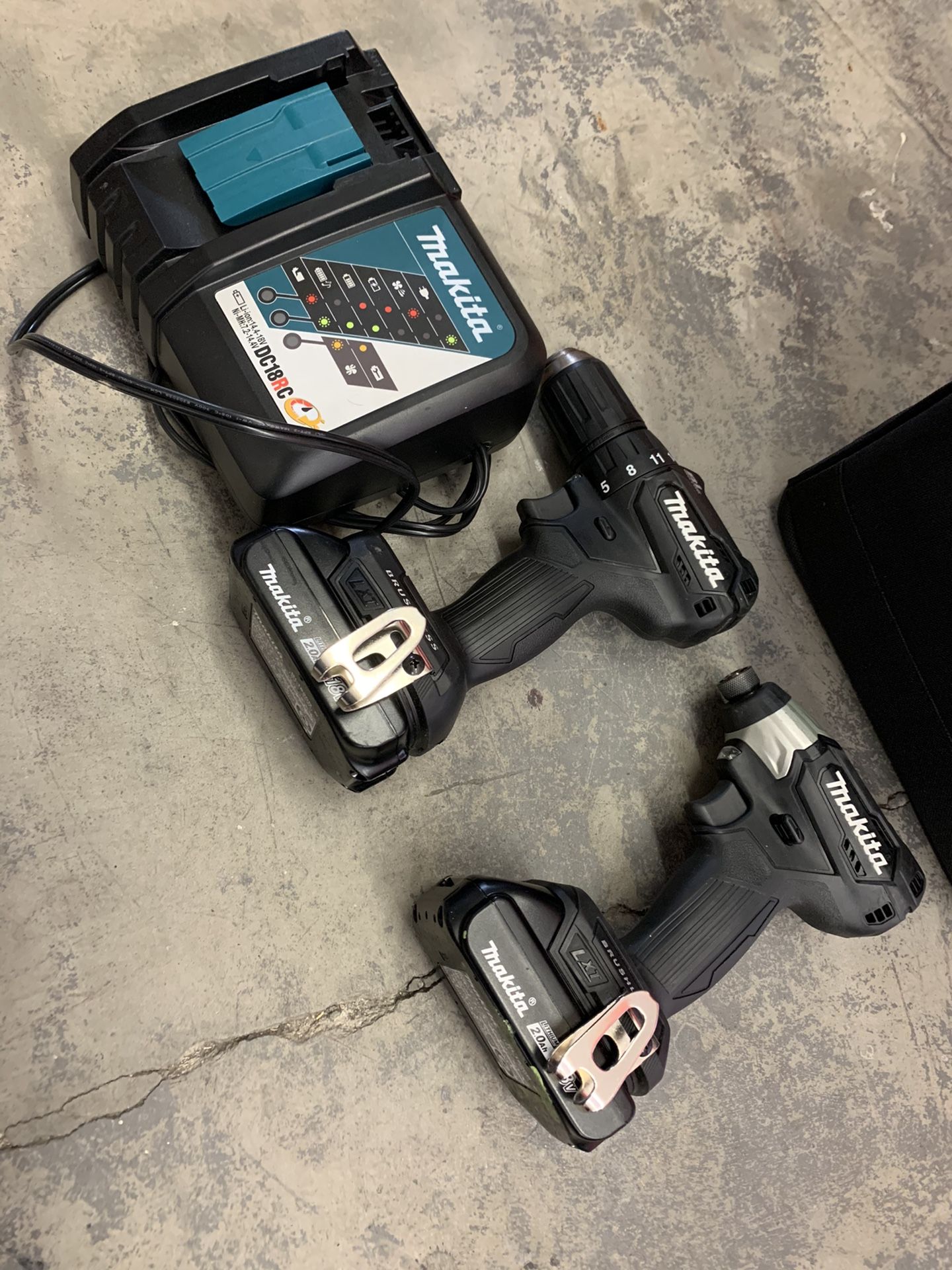 Makita 18-Volt LXT Lithium-Ion Sub-Compact Brushless Cordless 2-piece Combo Kit 2.0Ah