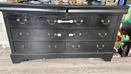 Sale 3 black dressers