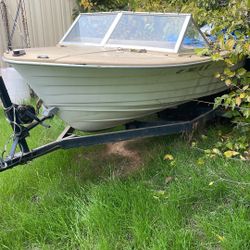 Selling Boat and Trailer 