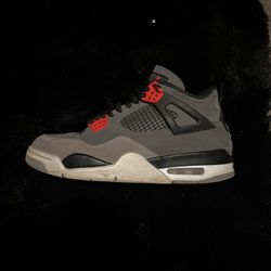 Jordan 4’s