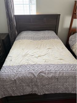 Bedroom 3 pieces