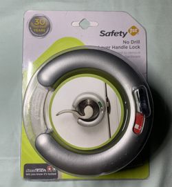 Safety 1st No Drill Lever Handle Lock In