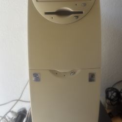 Vintage Gateway Desktop Model G6-300 With Power Cord 
